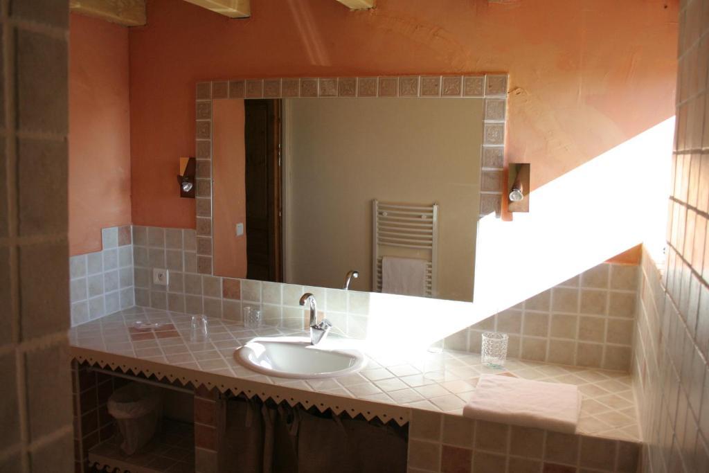 Chambres D'Hotes La Cime Beaujolaise Poule-lès-Écharmeaux Δωμάτιο φωτογραφία