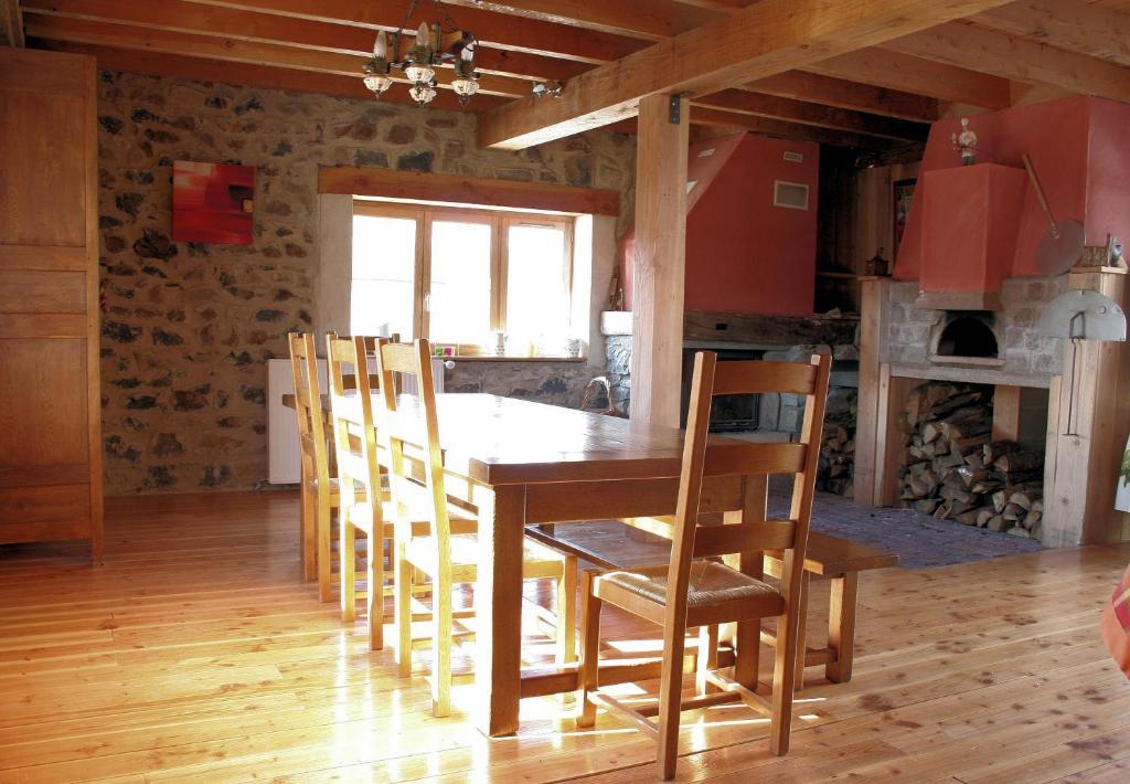 Chambres D'Hotes La Cime Beaujolaise Poule-lès-Écharmeaux Εξωτερικό φωτογραφία